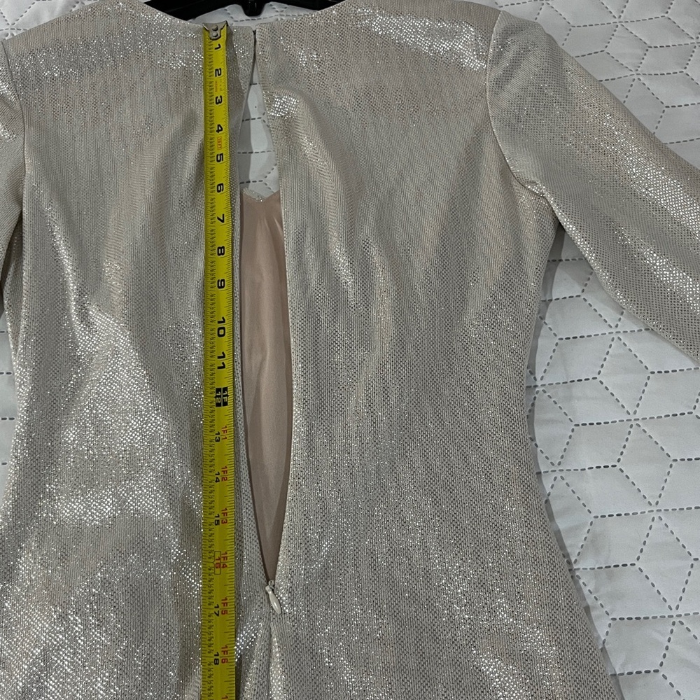 Guess Tan Beige Silver Metallic Shimmer Long Sleeve Side Ruching Party Dress - Picture 8 of 12
